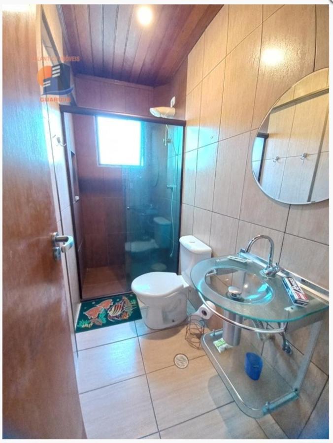 Apartamento Aconchegante Na Enseada グァルジャー エクステリア 写真
